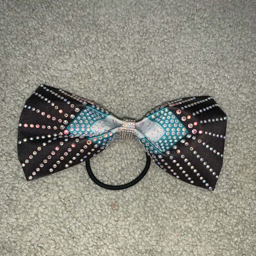 CEA Competition Cheerleading Bow